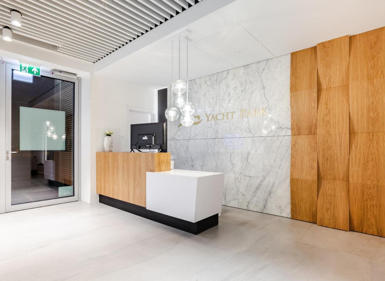 Apartament Faltom 26 Yacht Park Z Tarasem グディニャ エクステリア 写真