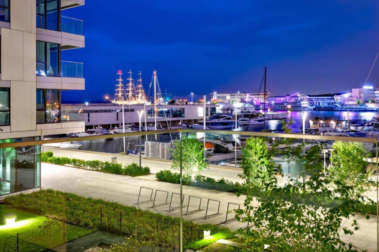 Apartament Faltom 26 Yacht Park Z Tarasem グディニャ エクステリア 写真