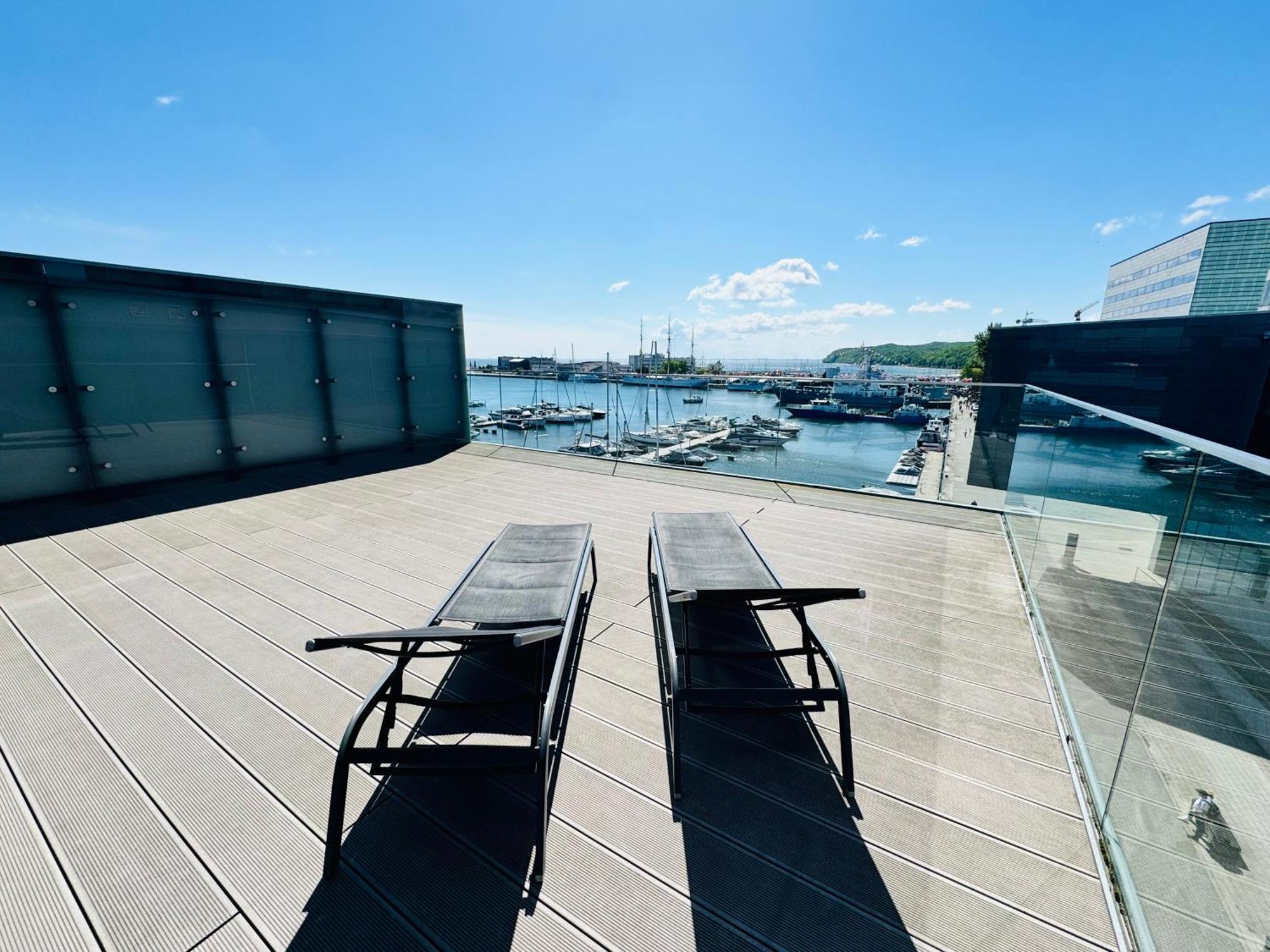 Apartament Faltom 26 Yacht Park Z Tarasem グディニャ エクステリア 写真